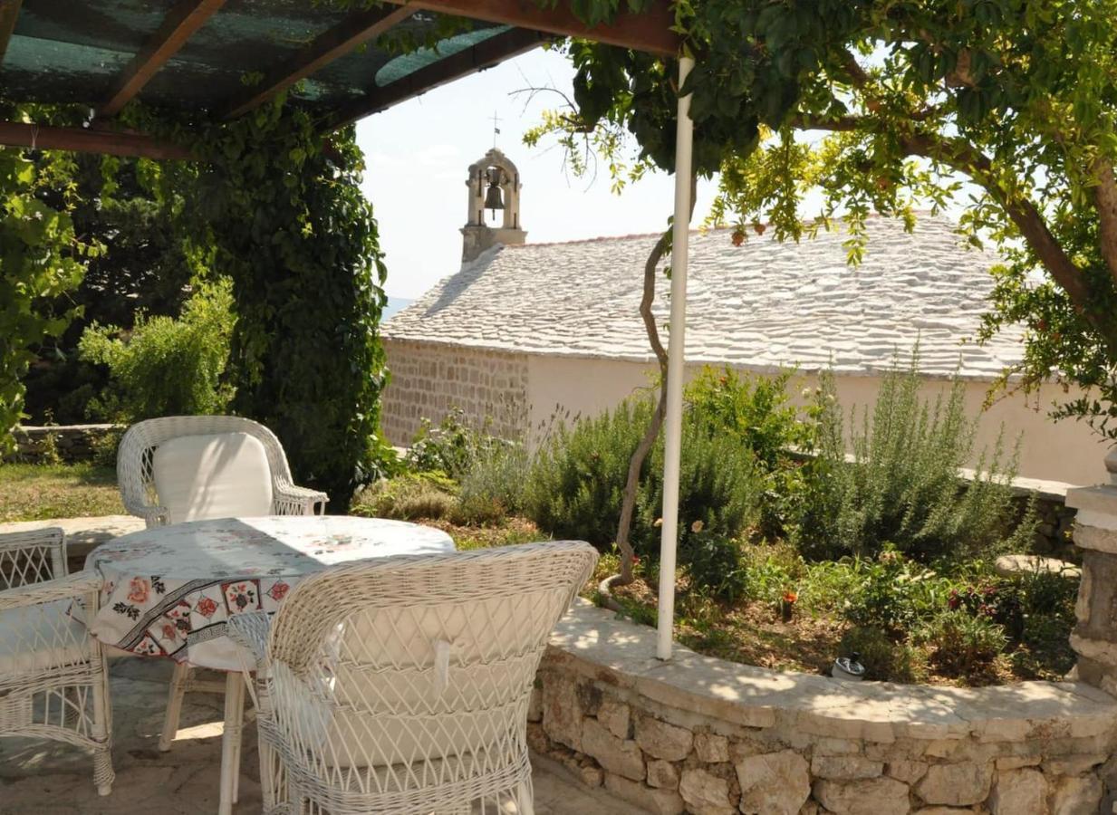 Apartments Adriana Bol Dış mekan fotoğraf
